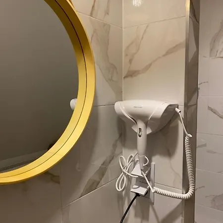 Lu - Unique オシフィエンチム