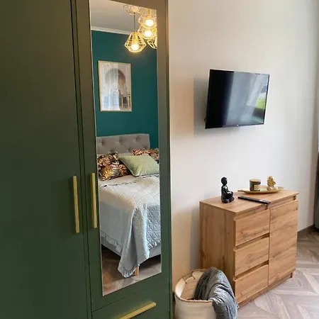 Lu - Unique オシフィエンチム